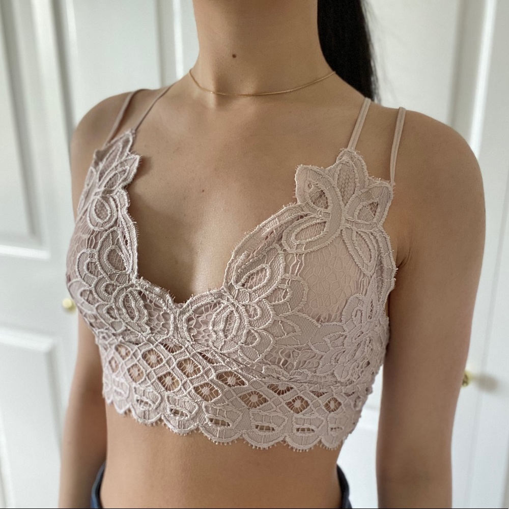 LACEY - Nude Pink Lace V Neck Criss Cross Back Bralette